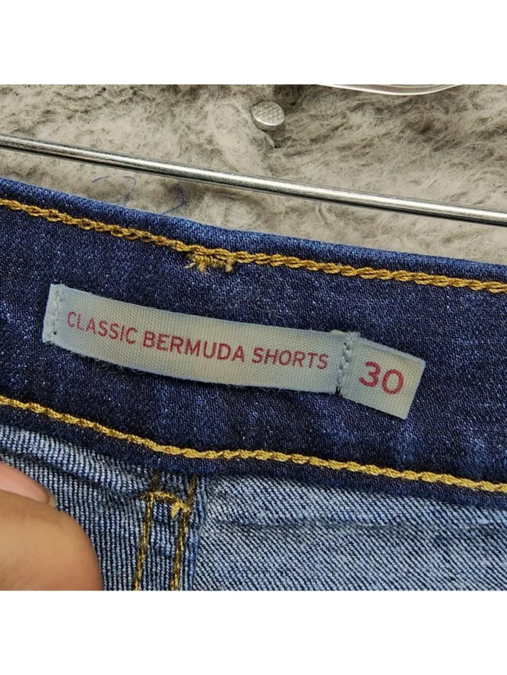 Levis Shorts Womens 30 Blue Classic Bermuda Stretch Denim Shorts Jorts